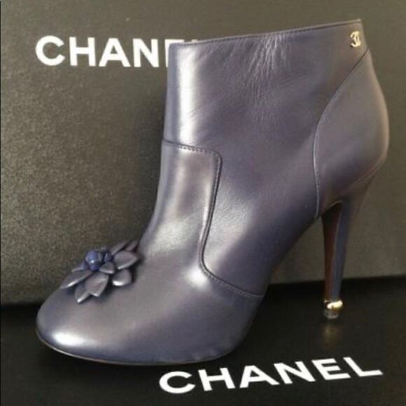 CHANEL Lambskin Short Boots 15A Size: 38 - Picture 5 of 14